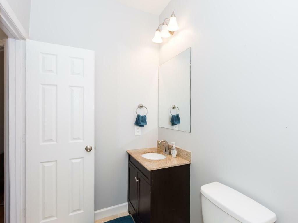 Steps To Convention Center, Downtown Dc, And Metro Station: Private And Comfortable Bedroom/Bathroom Washington Esterno foto